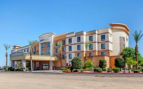 Comfort Suites Glendale - State Farm Stadium Area